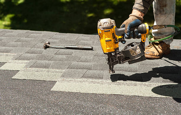 Roof Gutter Cleaning in Rock Island, WA
